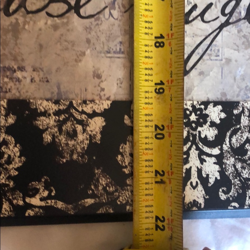 Fashion Decor - Picture 2 of 2